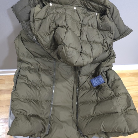 Herno Winger Coat - Picture 5 of 10